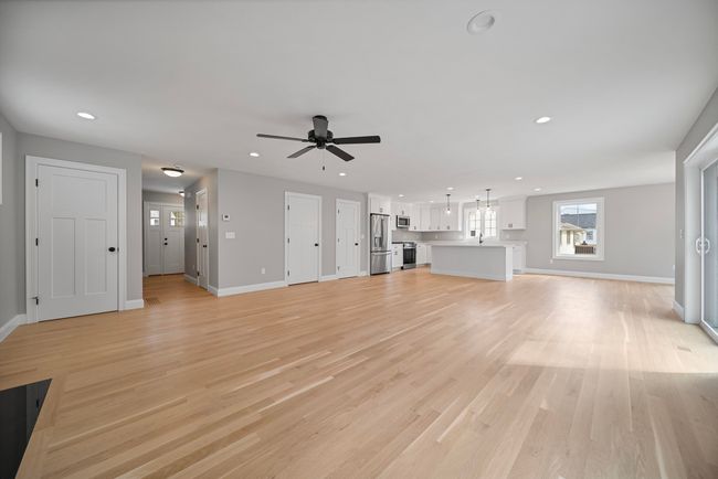 5 True Ave, House other with 4 bedrooms, 4 bathrooms and null parking in Derry NH | Image 14