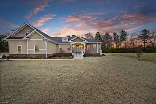 135 Savannah Ave, Grandy, NC, 27939-9779 | Card Image