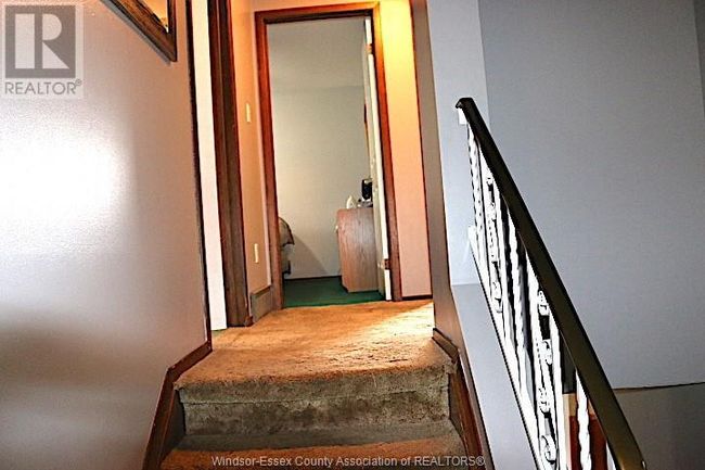 3372 Hemlock Rd, Home with 3 bedrooms, 2 bathrooms and null parking in Windsor ON | Image 9