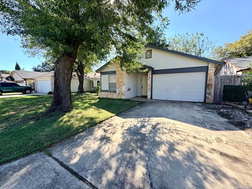 7251 Brandyridge, San Antonio, TX, 78250-3335 | Card Image