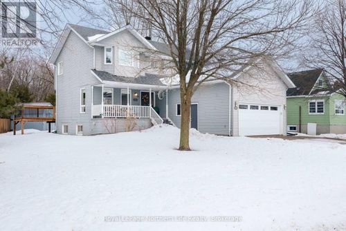 30 Gladstone Ave, North Bay, ON, P1A2L3 | Card Image