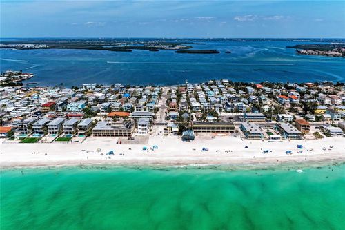 3-101 25th St N, Bradenton Beach, FL, 34217-2250 | Card Image