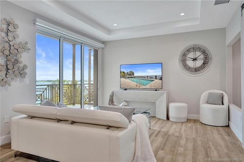 apt-304-41 Seminole Sw Street, Stuart, FL, 34994 | Card Image