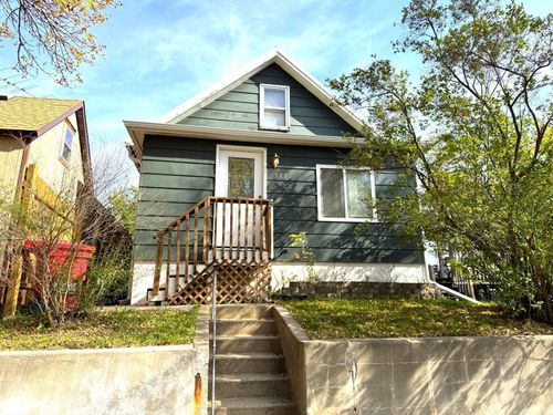 317 5th Ave, Bovey, MN, 55709-2600 | Card Image