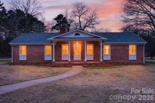 235 Lariat Cir, Salisbury, NC, 28144-0804 | Card Image