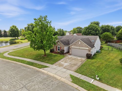 13192 Ashview Dr, Fishers, IN, 46038-7434 | Card Image