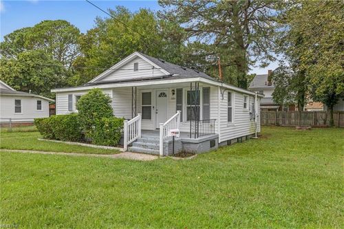 1084 Hugo St, Norfolk, VA, 23513-3377 | Card Image