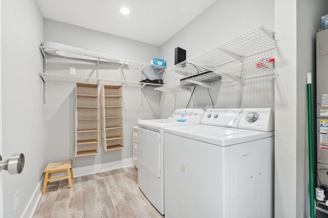 laundry off of kitchen/dining | Image 13