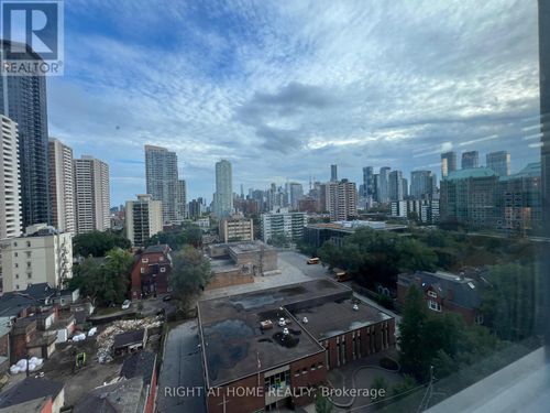 1006-28 Linden St, Toronto, ON, M4Y0A4 | Card Image
