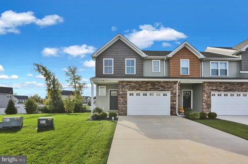 14 Hubbardton Ct, Sinking Spring, PA, 19608-8514 | Card Image
