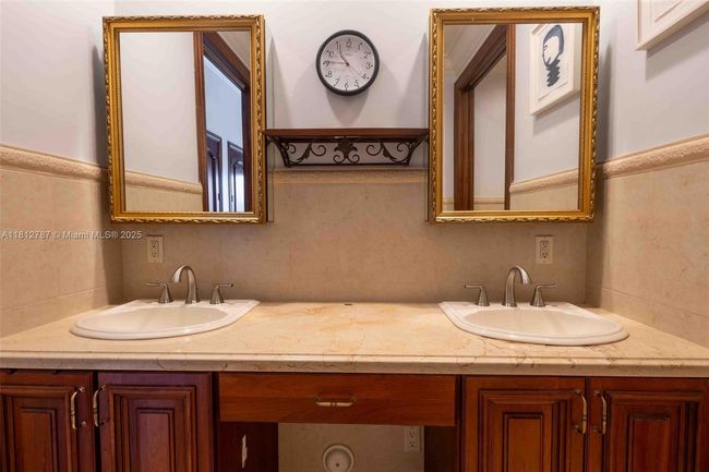 4241 Ne 23 Rd Ter, House other with 4 bedrooms, 4 bathrooms and null parking in Lighthouse Point FL | Image 24