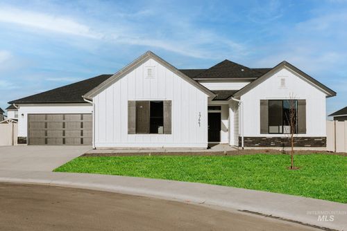 867 Ne Trailridge St, Mountain Home, ID, 83647-1380 | Card Image