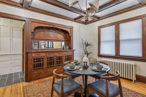 767 Holly Ave, Saint Paul, MN, 55104-7135 | Card Image