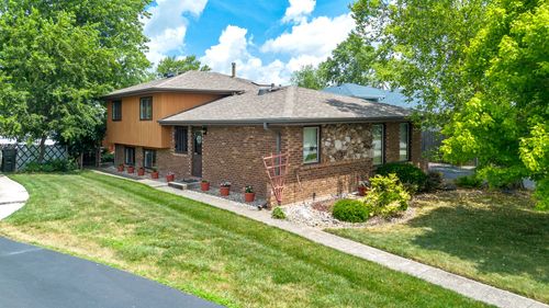 181 W 28th St, South Chicago Heights, IL, 60411-4711 | Card Image