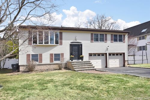 4 Willow Ln, Irvington, NY, 10533-1110 | Card Image