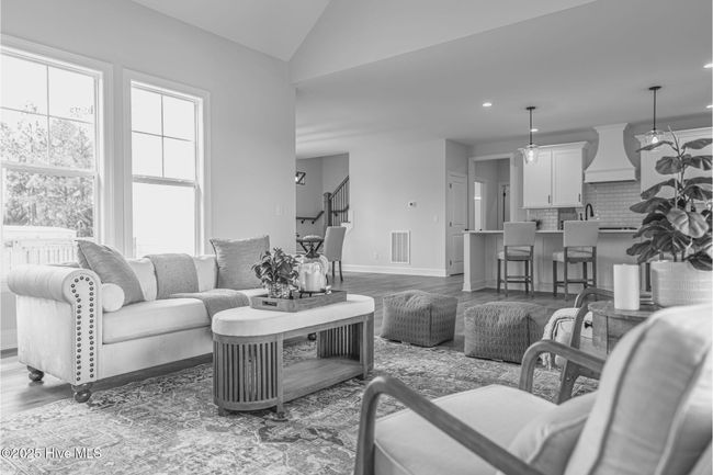Open concept | Image 8