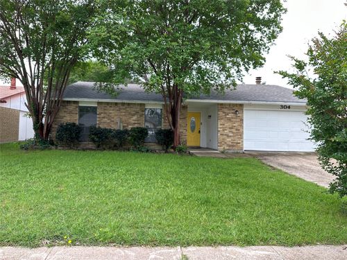 304 Long Canyon Dr, Mesquite, TX, 75150-4529 | Card Image