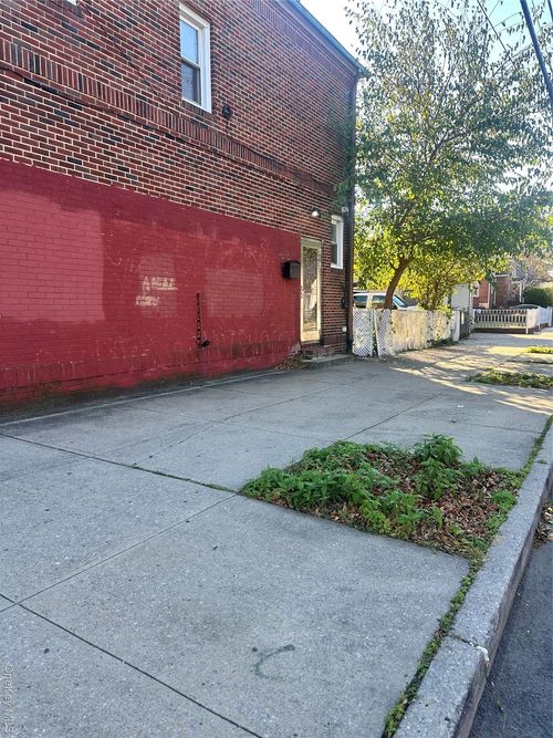 2-77 164th St, Fresh Meadows, NY, 11366-1227 | Card Image