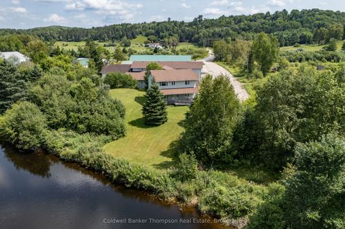 565 High St, Burks Falls, ON, P0A1C0 | Card Image