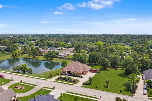 5409 Forest Cove Dr, Dickinson, TX, 77539-7590 | Card Image