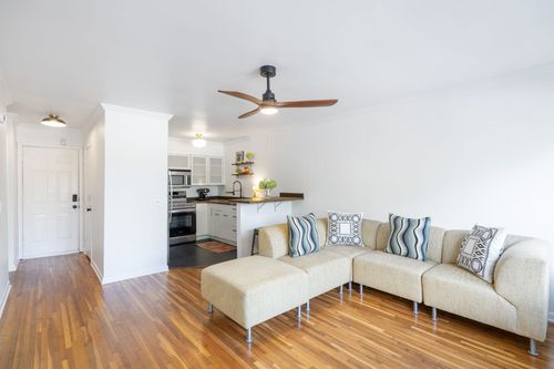 b6-2020 Beech Ave, Nashville, TN, 37204-2168 | Card Image