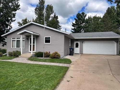 1211 E 14th St, Marshfield, WI, 54449-4450 | Card Image