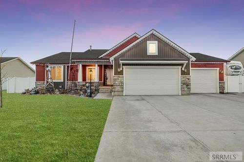 4019 N Baldwin Ave, Idaho Falls, ID, 83401-1484 | Card Image