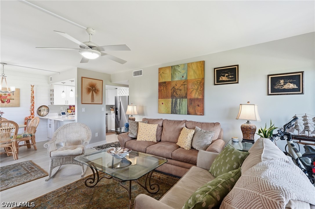 Residential in Naples 4
