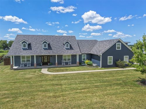 831 Mimosa Ln, Franklin, TX, 77856-1447 | Card Image