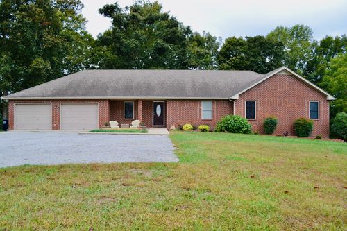 397 Lauren Ln, Westmoreland, TN, 37186-4103 | Card Image