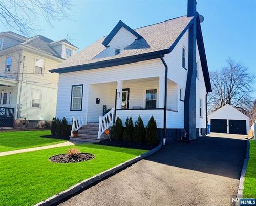 100 Brook Ave, Englewood, NJ, 07631-1735 | Card Image