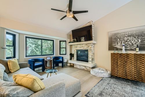 11 Spruce Cir, Edwards, CO, 81632-5455 | Card Image