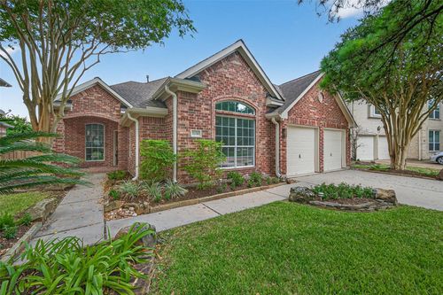 11210 Stoney Meadow Dr, Houston, TX, 77095-6613 | Card Image