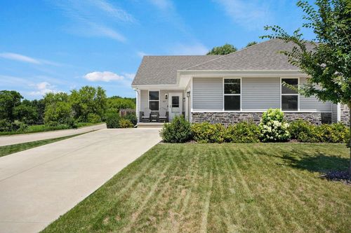 167 Valle Tell Dr, New Glarus, WI, 53574-9201 | Card Image