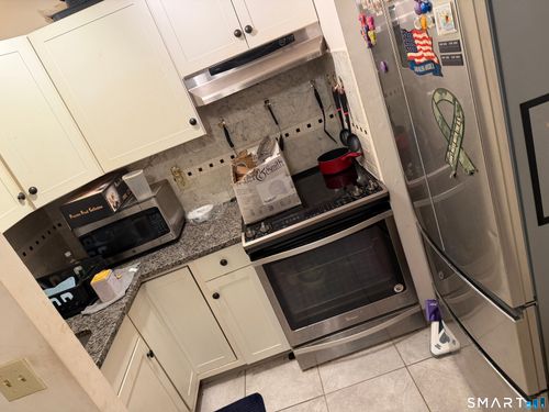 apt-a6-34 Patriot Dr, Danbury, CT, 06810-6768 | Card Image