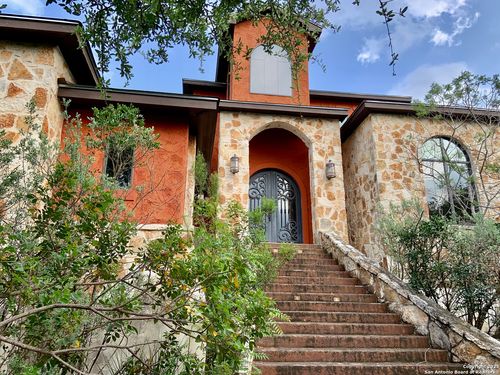 19940 Scenic Loop Rd, Helotes, TX, 78023-9247 | Card Image