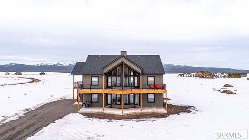 3425 Kestrel Ct, Island Park, ID, 83429 | Card Image