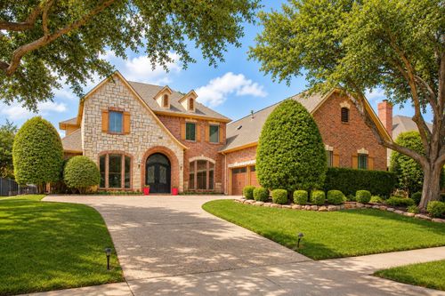 6805 Columbine Way, Plano, TX, 75093-6345 | Card Image