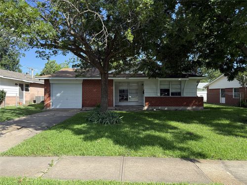 4005 Oleander Trl, Mesquite, TX, 75150-1903 | Card Image