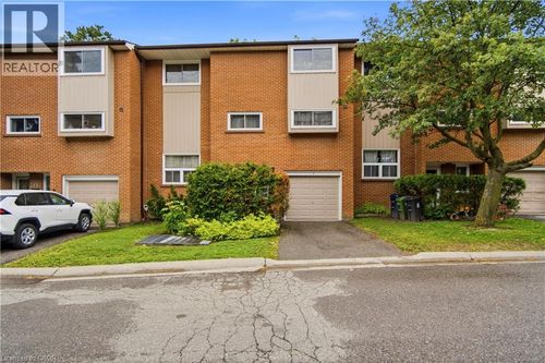 3-750 Military Trail, Scarborough, ON, M1E4P7 | Card Image