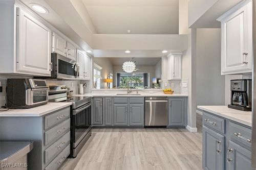 6533 Ilex Cir, NAPLES, FL, 34109-6856 | Card Image