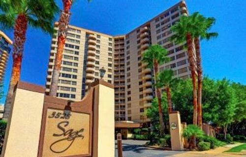 713-3525 Sage Rd, Houston, TX, 77056-7072 | Card Image
