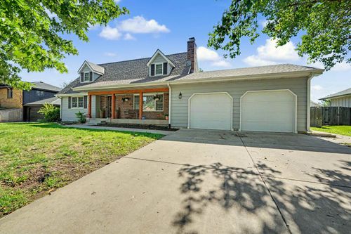 119 S Douglas Dr, Salina, KS, 67401-3525 | Card Image