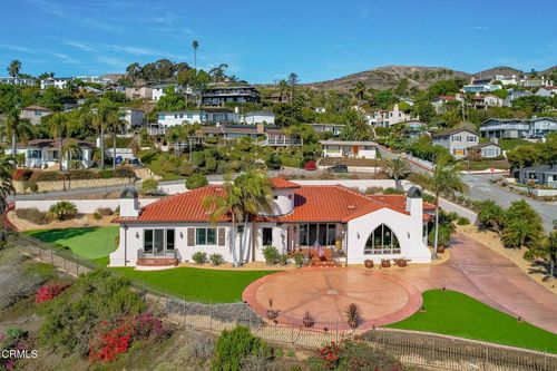 325 N Catalina St, Ventura, CA, 93001-2474 | Card Image
