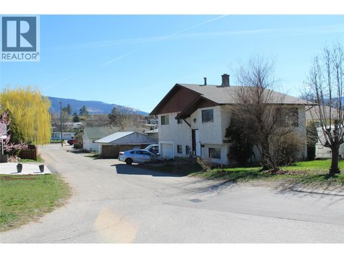 3799 38 St, Vernon, BC, V1T7J3 | Card Image