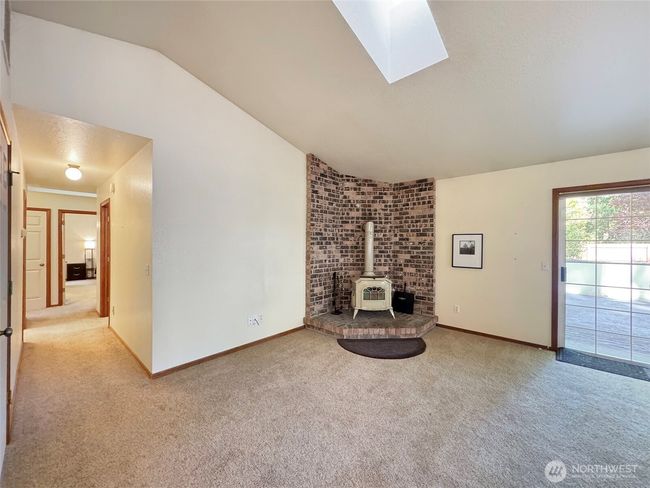 42 Charles Way, House other with 3 bedrooms, 2 bathrooms and 2 parking in Sequim WA | Image 12