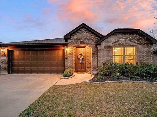 532 Lucas Ln, Lavon, TX, 75166-4506 | Card Image