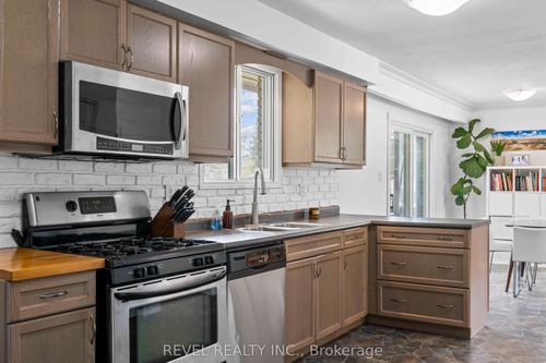 108 Jane St, Shelburne, ON, L9V2W8 | Card Image
