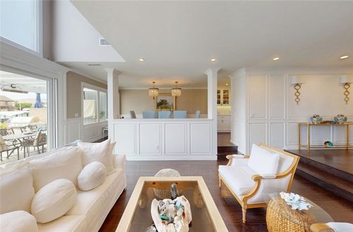 16143 Saint Croix Cir, Huntington Beach, CA, 92649-2049 | Card Image