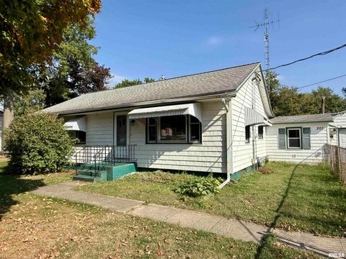 207 S State St, Henderson, IL, 61439-5012 | Card Image